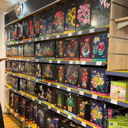 large selction de lego chez king jouet a liege